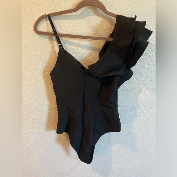 Black One Ruffled Shoulder Bodysuit - Size Small - Picture 5 of 5
